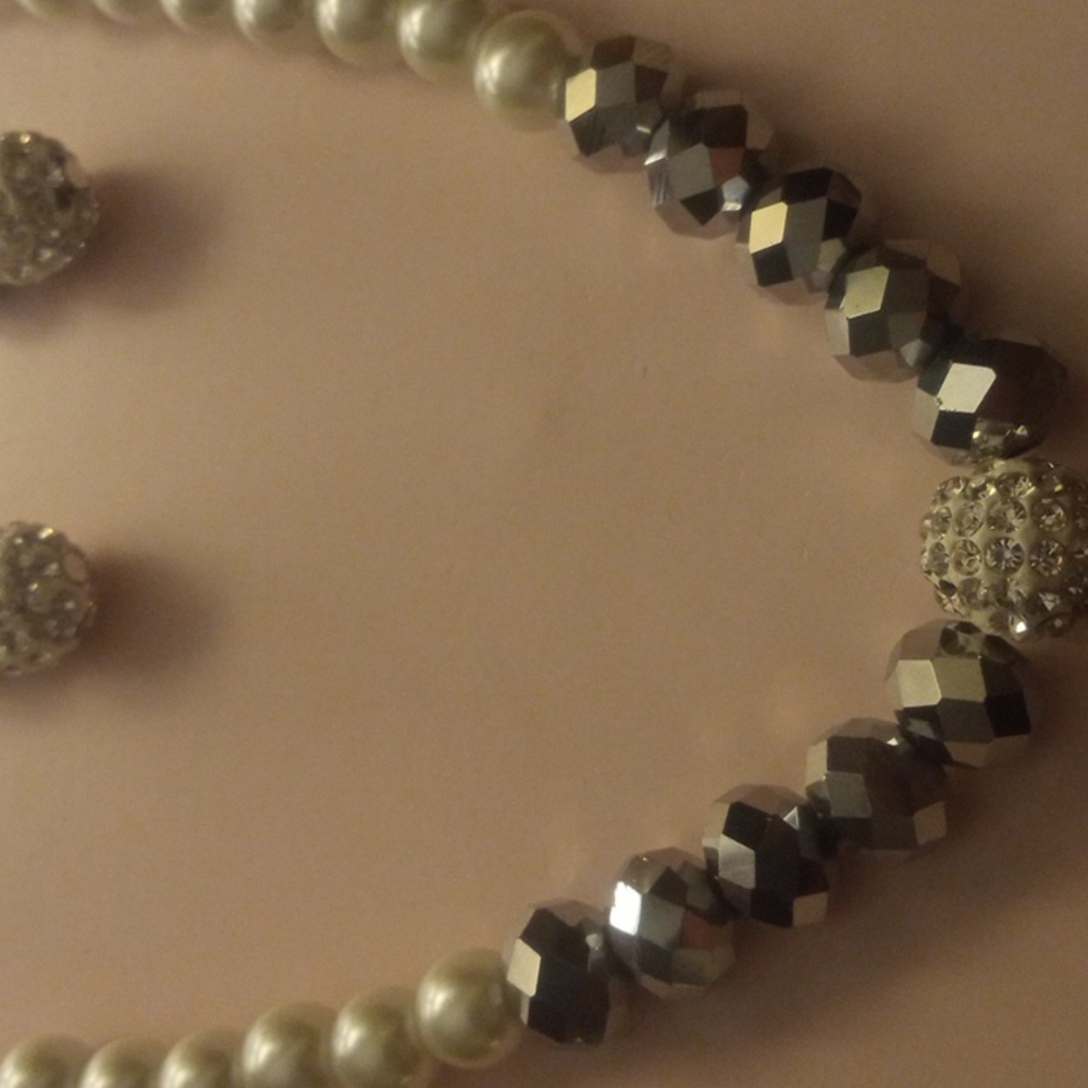 Jewelry Set - Picture 5 of 7